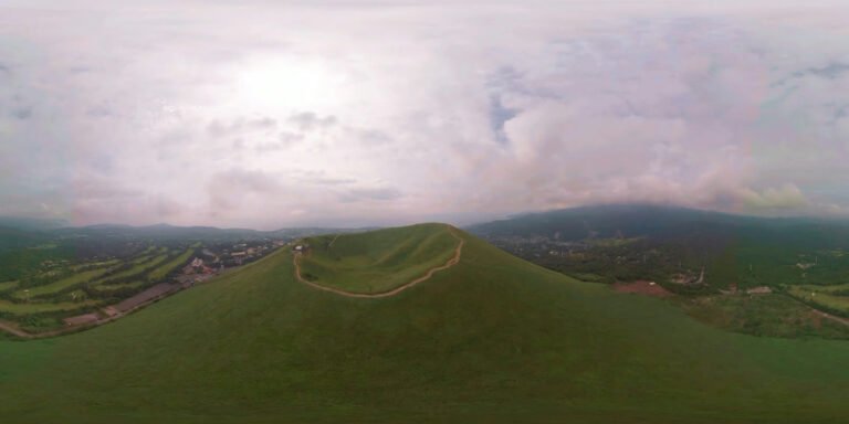 A volcanic summit — 360 panorama, from Tokyo Origami